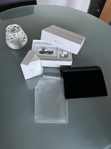 Neuwertiges iPad Mini 4 64 GB Wifi & Cellular Space Grey Set OVP Case NP 649€ - Bild 1 von 22