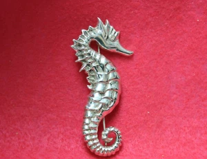 Schöne Sterling Silber Seepferdchen Anstecknadel 19,3 g - Bild 1 von 5
