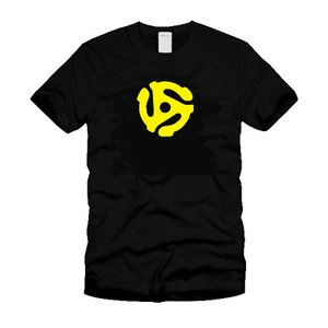 Adaptador tocadiscos de vinilo con husillo de 45 RPM DJ retro - camiseta negra - Imagen 1 de 4
