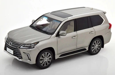 Kyosho 1:18 Lexus LX570 Grey Metallic 08955T - Image 1 of 2