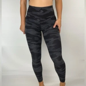 Athleta Elation Camo 7/8 Tight High Rise Workout Yoga Gym Größe XS - Bild 1 von 6