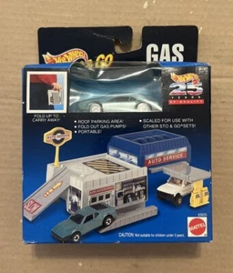 Hot Wheels 1993 - Gas Station Sto & Go + Ferrari 308 #65605 VTG Factory Sealed - Picture 1 of 2