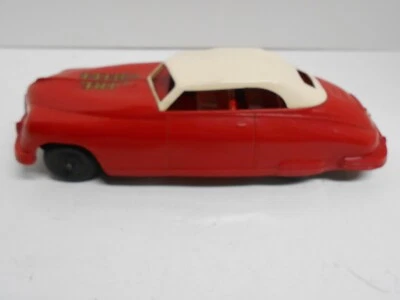 Винтажный автомобиль Packard конца 40-х MARX с пластиковым трением «Fire Chief», длина 10 дюймов - Изображение 1 из 4