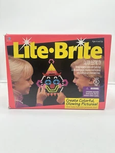 Milton Bradley Lite Brite Electric Toy Vintage 1993 W/Unpunched Pages Works - Picture 1 of 17