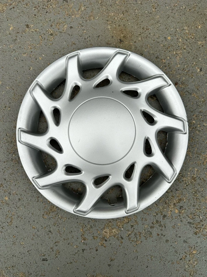 "Cubierta de rueda tapacubos 1 95 Dodge Plymouth neón 13"" 4684050" Foto 1 de 4