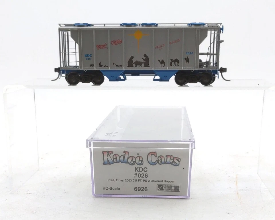 Kadee 6926 HO Scale 2020 KDC Christmas Car #026 LN/Box - Image 1 of 1