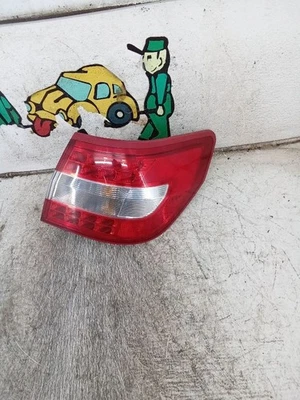 2007 Lincoln MKZ Tail Light, Passenger Side (RR) OEM  - Image 1 of 3