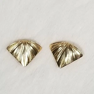 Vintage Gold Tone Clip on Earrings 1980s Retro Large Chic Fashion - Picture 1 of 6