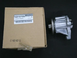 Genuine Nissan Water Pump 21010-EA010 US STOCK NEW OEM - Picture 1 of 2