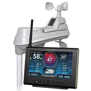 AcuRite 01535M Professional Weather Station with HD Display & 5-in-1 Sensor - Picture 1 of 9