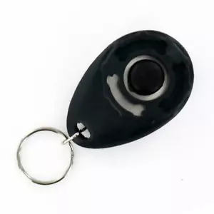 CLICKER ADDESTRAMENTO CANI ANIMALI DOMESTICI/STRUMENTO DIDATTICO ADDESTRATORE/CANI/CUCCIOLO NERO PET TRAINER - Foto 1 di 4