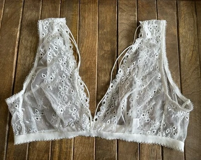 Gap Body M White Sheer Lace Strappy Wire Free Coquette Bralette Bra - Image 1 of 4