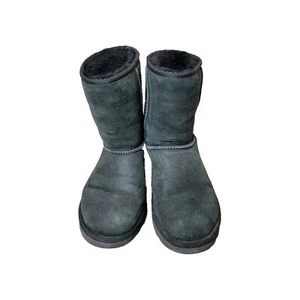 UGG Womens Size 6 Black Classic Short II Boots 1016223 - Picture 1 of 12