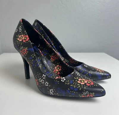 Nine West Garisono Black With Florals Pumps Size 7 1/2 M Women’s Heels - Image 1 of 4