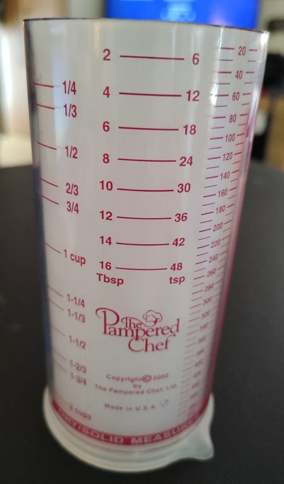 Pampered Chef Measure All Large 2 Cup Wet Dry Liquid Solid Measuring Cup #2225 - Image 1 of 4