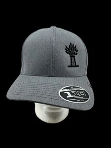 Travis Mathew Cruz Trucker Hat Oil Rig Palm Logo FlexFit 110 Gray Cap NWT - Picture 1 of 9