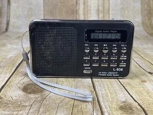 L-938 Mini Radio Mini High-fidelity 1.5 Inch ABS Mini Digital FM Radio 1.5 Inch - Picture 1 of 11