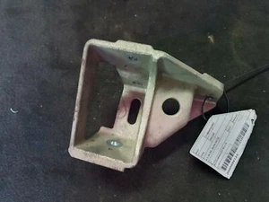 HOLDEN COMMODORE MOUNT 6.0 V8, VE, RH ALLOY MOUNT 92160952 #9123 - Picture 1 of 4