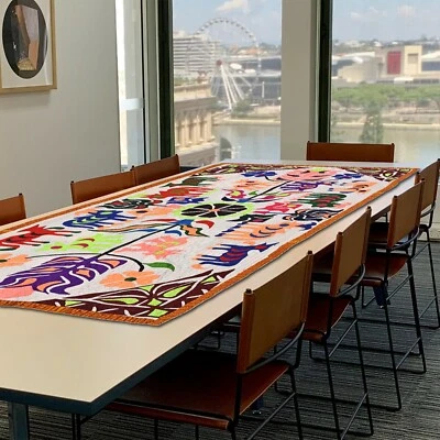 Vintage Colgante de Pared Rabari Aplique Trabajo Textil, Corredor de Mesa, Tapiz Animal Foto 1 de 4