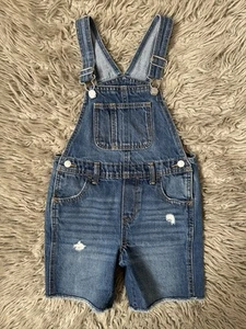 Old Navy Girl Blue Denim Overalls Jeans Shorts Shortalls Distressed 5T - Picture 1 of 2