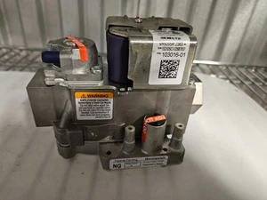 Honeywell VR9205R 2363 Gasventil - 24VAC Regler 3,5" WC P/N 103016-01 - Bild 1 von 6