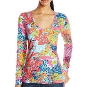 Lovely Lilly Pulitzer Jodie Fishing For Compliments Top Womens Long Sleeve Sz M - Picture 1 of 8