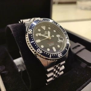 Orologio Cofanetto LORENZ Shark3, Automatico, Acciaio, 030138EE, W.R.200, NUOVO - Picture 1 of 10