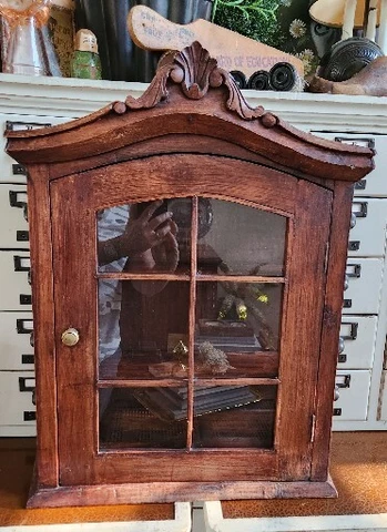 Vintage Curio Cabinet Wood & Glass Wall Mount Nick Nack Display Free Shipping Cover