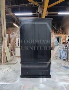 HANDMADE AYLESBURY GENTS WARDROBE BLACK, MANY COLOURS AVAILABLE (NOT FLATPACKED - Picture 1 of 14