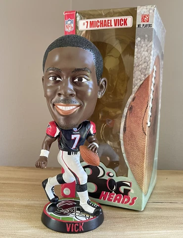 MICHAEL VICK Atlanta Falcons / Virginia Tech NFL BIGhead Bobblehead NIB! Cover