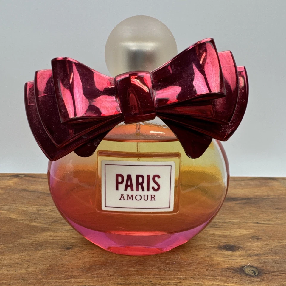 BATH & BODY WORKS PARIS AMOUR PERFUME SPRAY MUJER 2,5 OZ / 75 ML Foto 1 de 4