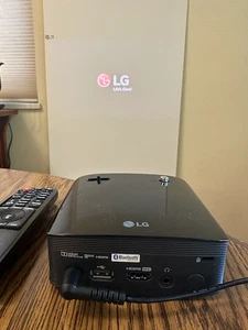 LG PH150B LED Projector-Black - Picture 1 of 5