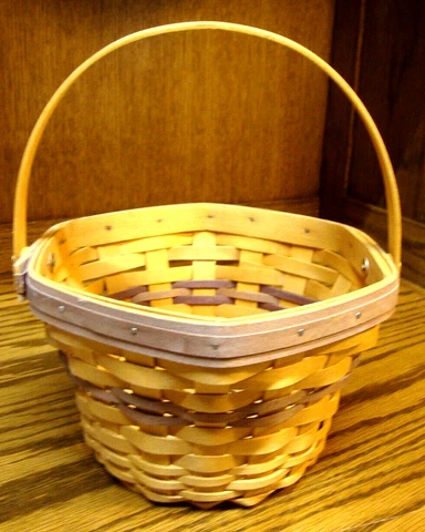Longaberger 2000 May Series Morning Glory Basket w/Foldable Handle~No Liner  732 Cover