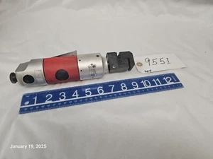 Punzón de aire giratorio 90° y herramienta de brida, herramienta neumática para carrocería automática chapa - Imagen 1 de 8