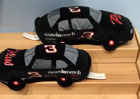 NASCAR Dale Earnhardt  Plush Car Goodwrench Service Plus #3 - Lot of 2 Cover