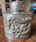 Caddy japonais antique plaqué argent sur cuivre thé dragons