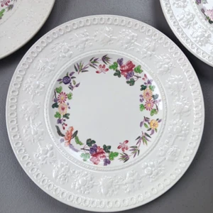 4 Wedgwood Salad Plates ORIENT Floral China Ivory WELLESLEY Cottage Countryside - Picture 1 of 9