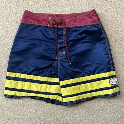 Pantalones Cortos De Colección Ocean Pacific OP Cosidos Azul Marino Granate y Amarillo Rayas Para Hombres Talla 32 Foto 1 de 4