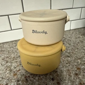 Silicone Snack Cups for Toddlers No Spill Bundle Of 2 With Lids Dilovely - Picture 1 of 3