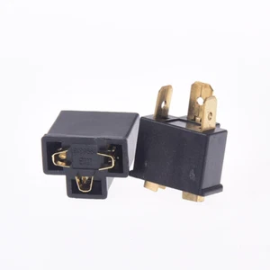 1pc 3pin h4 car connector plug h4 auto holder plug 7.8mm lamp plug bulb socke.AU - Picture 1 of 8