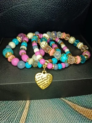 4fach- Perlen Stretch Armband mit Herz hellblau/rosa/weiß Liebe  - Bild 1 von 4