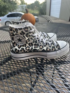 Converse Chuck Taylor All Star High Top White Tan Black Leopard Women's 7.5 Men - Picture 1 of 24