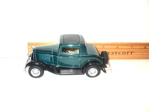 Ford Kinsmart Kintoy 1932 cupé de 3 ventanas escala verde 1:34 retroceso 5" L - Imagen 1 de 6