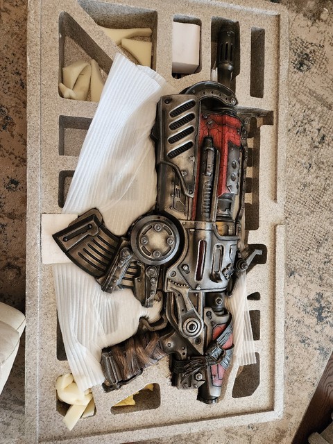 Gears Of War 3 Hammerburst 2 Prop Replica 