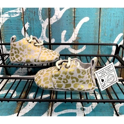 NUEVO PIPER FINN GOLD GUEPARDO - OXFORDS BAJOS - SUELA SUAVE BEBÉ TALLA 1 Foto 1 de 4