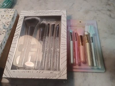 BeautyWorks NYC 6 Pc Glitter Eyeshadow Brush Set  + Px Look Mini Set - Image 1 of 3