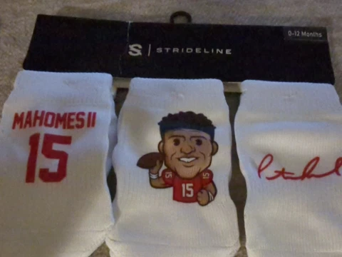 Strideline NFL Patrick Mahomes KC Baby Socks White 3-Pack - 0-12 Months NEW A Cover
