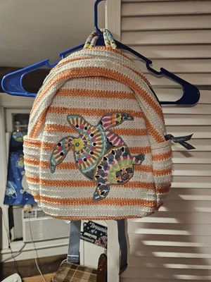 Mochila Vera Bradley en Sunny Medallion Patrón Paja Compacta TORTUGA Retirada Foto 1 de 4
