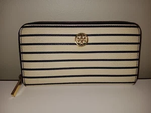 Tory Burch Robinson Navy Fleet Stripe printed zip Continental Wallet - Picture 1 of 6