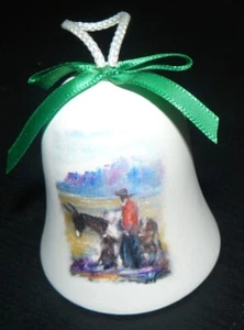 2021 Annual Limited Edition De Grazia Pottery Ornament Bell EUC - Imagen 1 de 3